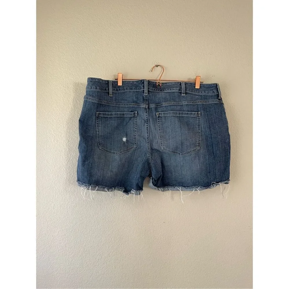 Lane Bryant jean embroidered‎ shorts size 22